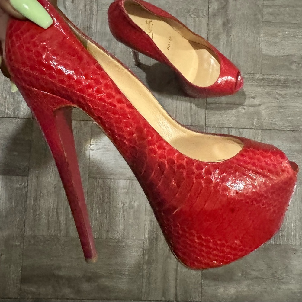 Christian Louboutin Highness ❤️